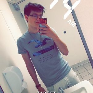 Meet your Posher, Cole